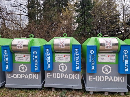 Pravilno ločevanje e-odpadkov pomeni manj onesnaževanja.